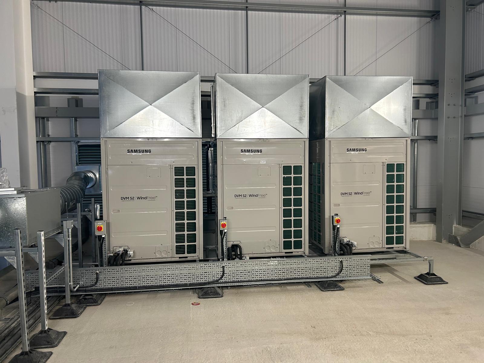 Commercial air conditioning installation by Elite Cooling and Heating 04