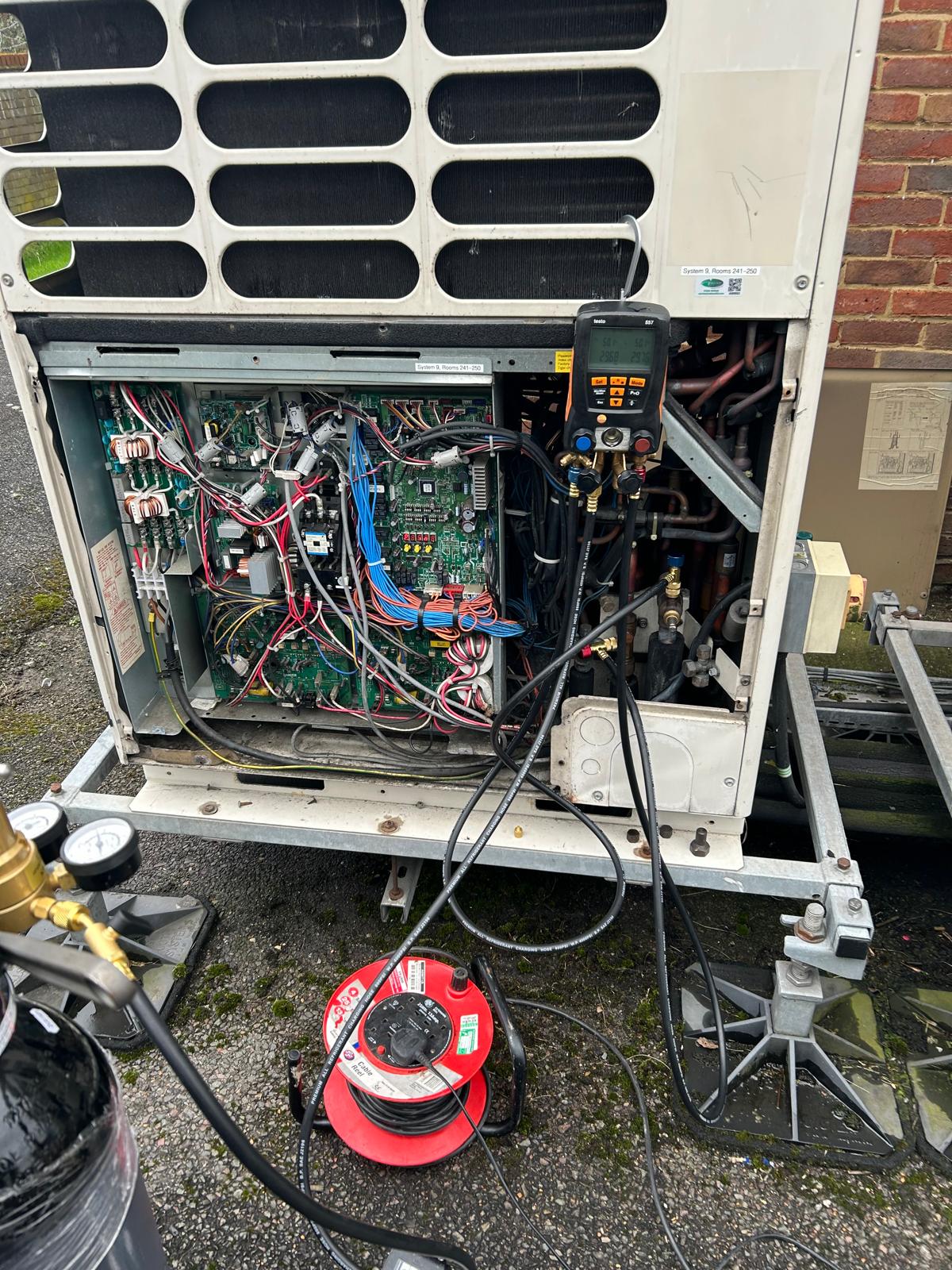 Commercial air conditioning installation by Elite Cooling and Heating 07